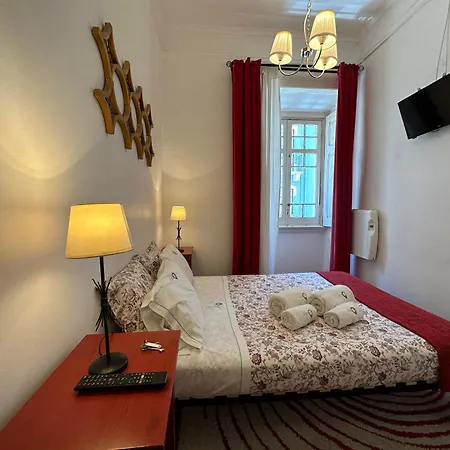 Estrela Charming By Host-point 3*