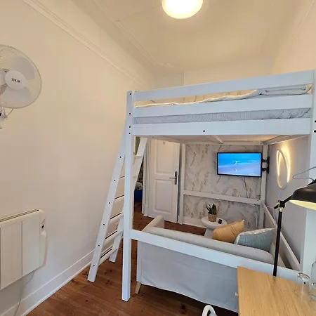 Estrela Charming By Host-point 3*