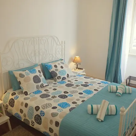 Estrela Charming By Host-point Πανσιόν 3*